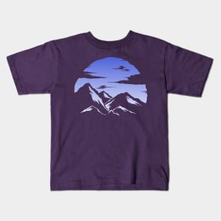 Simple view of mountains and clouds Kids T-Shirt
